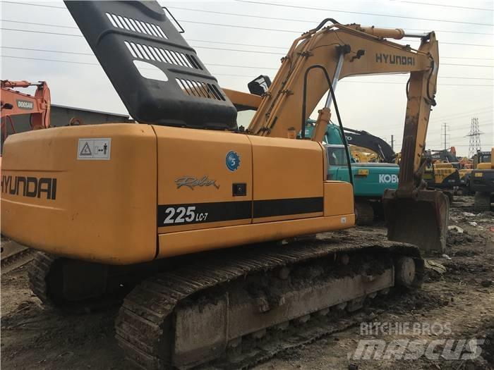 Hyundai R225LC-7 大型油圧ショベル12t以上（パワーショベル・ユンボ）