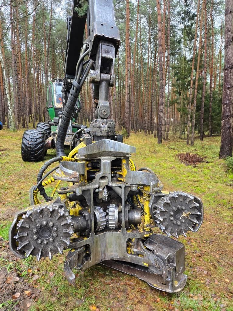 John Deere 1170 E ハーベスター
