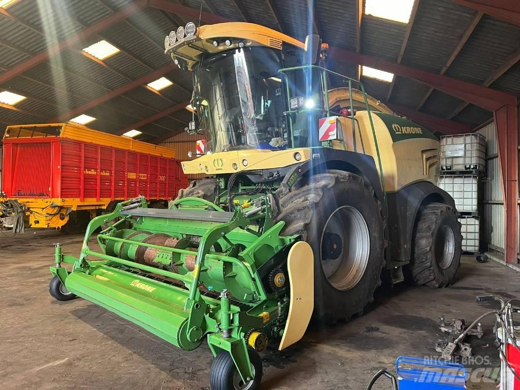 Krone BIG X 630 自走式フォレージハーベスター