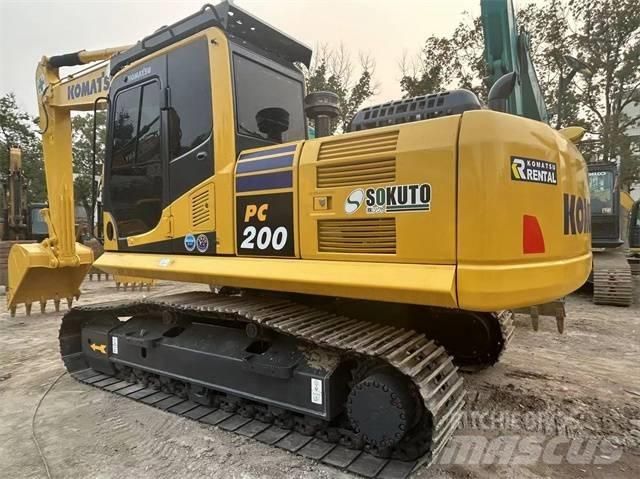 Komatsu PC 200-8 大型油圧ショベル12t以上（パワーショベル・ユンボ）
