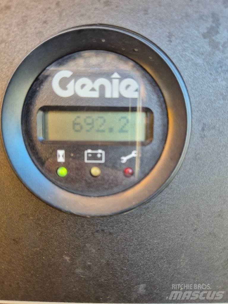 Genie Z 60/37FE ブームリフト　屈伸型
