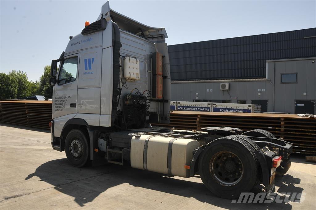 Volvo FH 42 T 中古トラクターヘッド | トレーラーヘッド