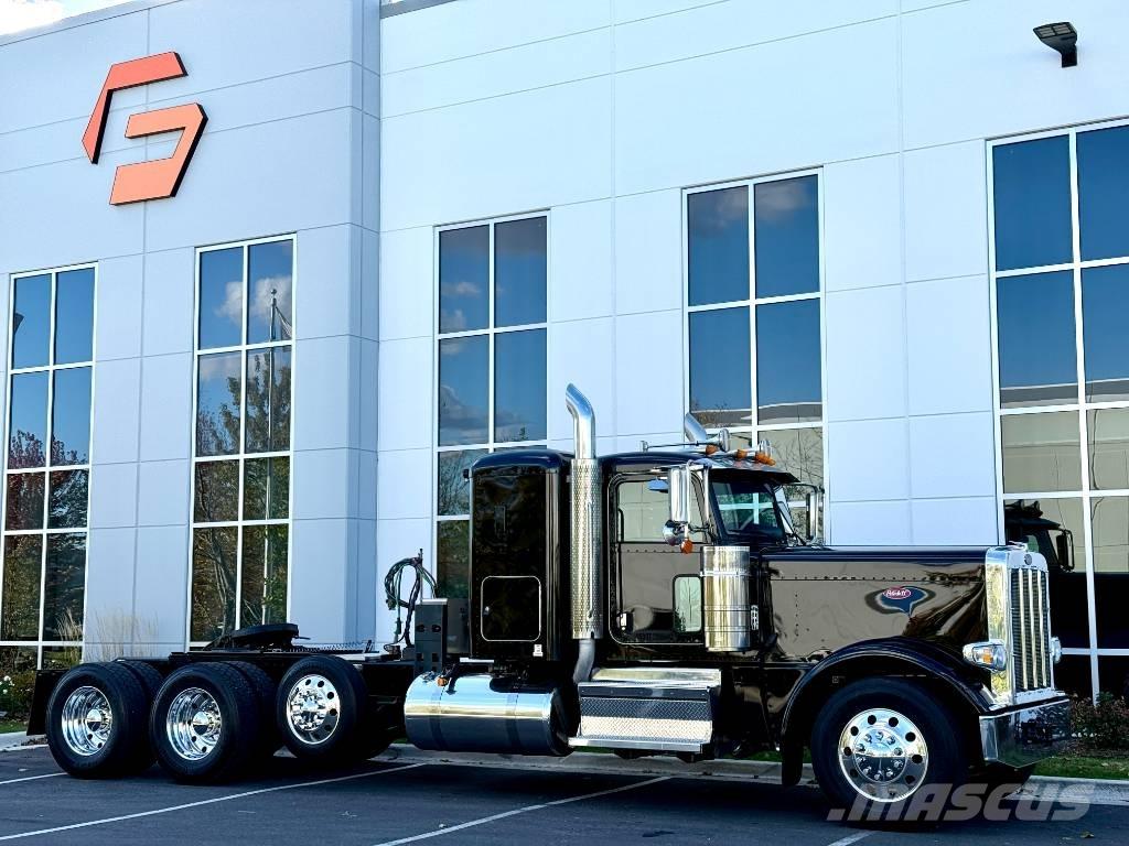 Peterbilt 389 中古トラクターヘッド | トレーラーヘッド