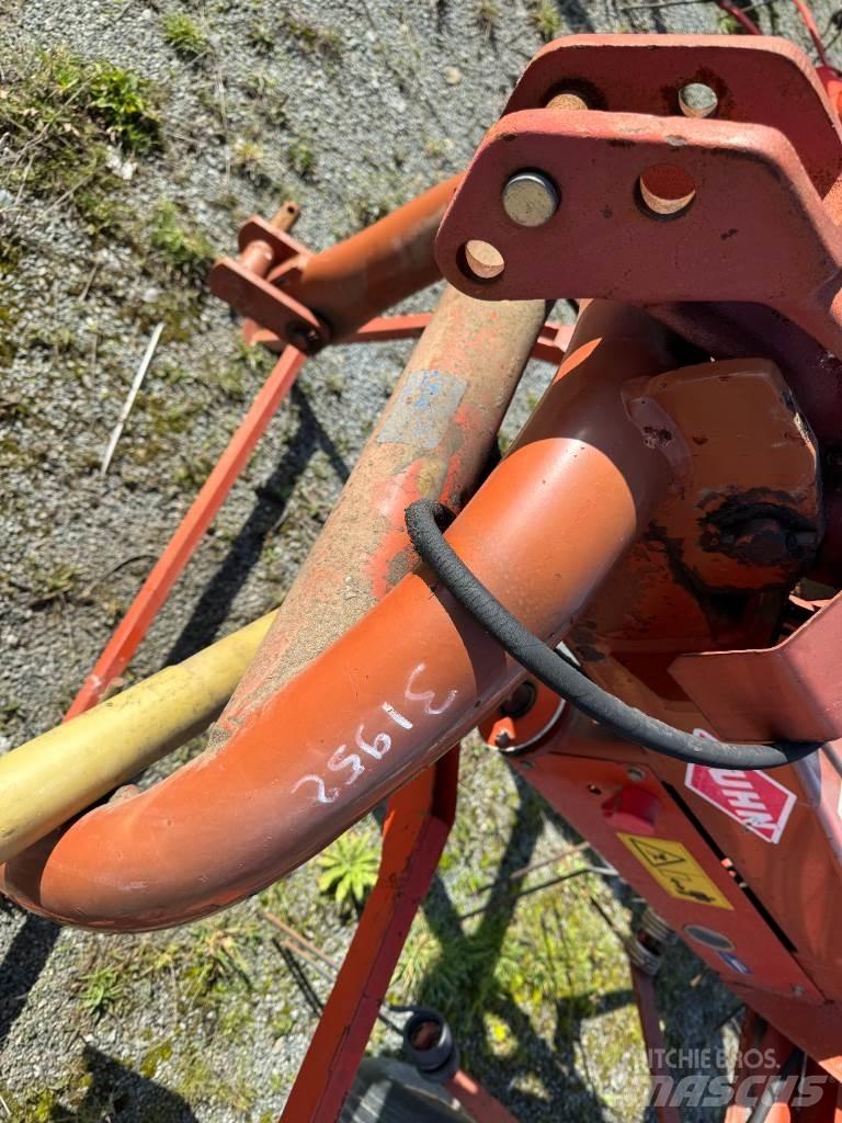 Kuhn GF6301 MH テッダー・テッダーレーキ