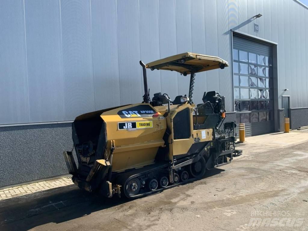 CAT AP355F アスファルトフィニッシャ