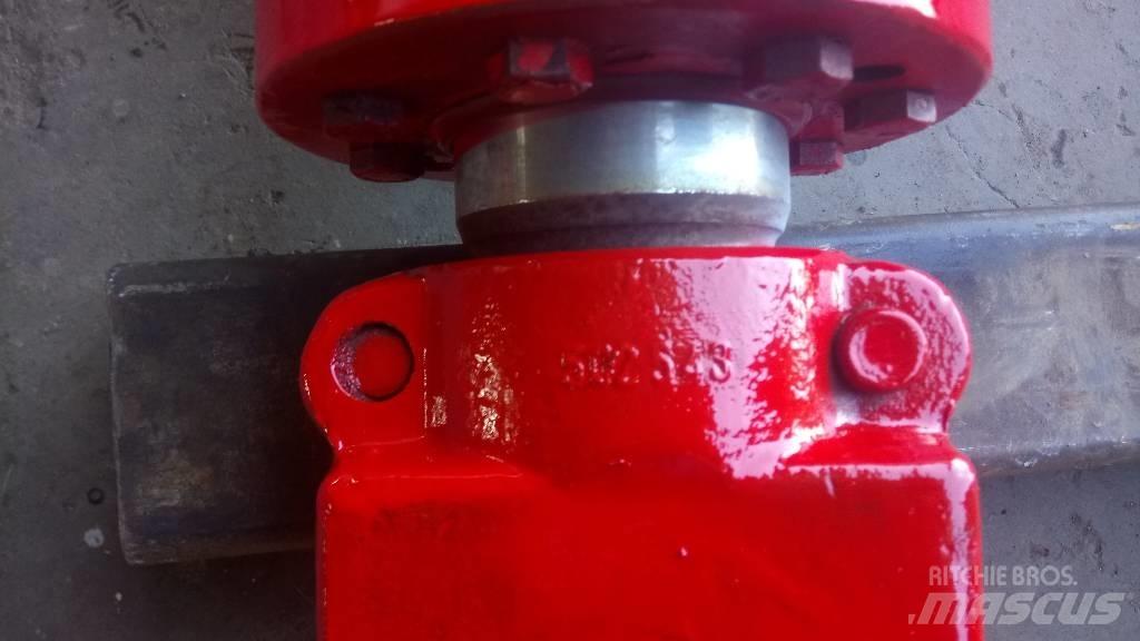 O&K RH 6 油圧機