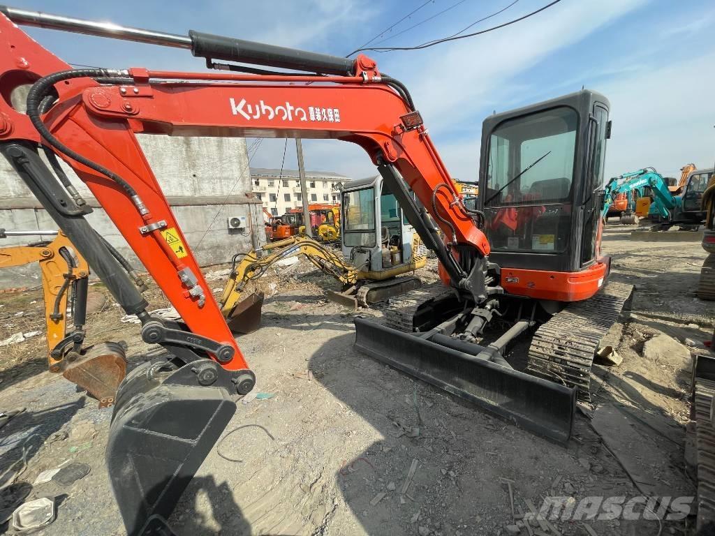 Kubota U 35 ミニ油圧ショベル 7t以下（ミニユンボ・ミニディガー）