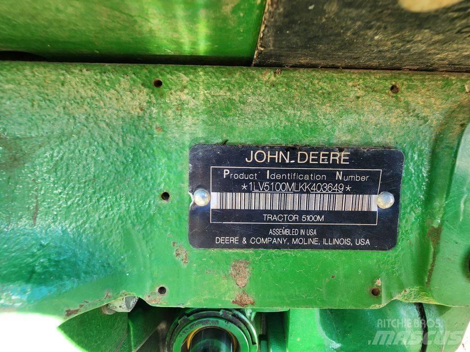 John Deere 5100 M トラクター