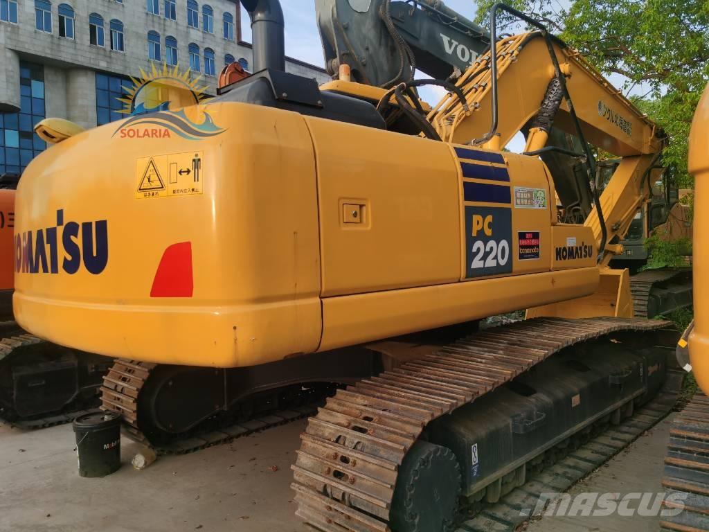 Komatsu PC 220-7 大型油圧ショベル12t以上（パワーショベル・ユンボ）