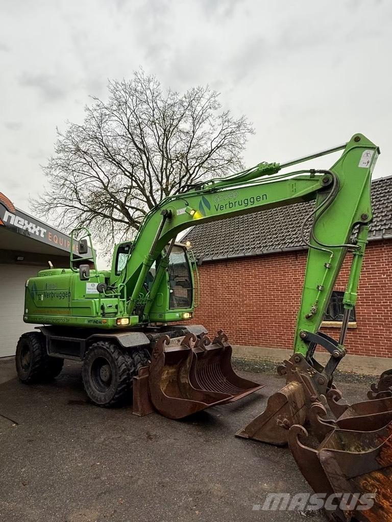 Hyundai R140W-9 ホイール式油圧ショベル（パワーショベル・ユンボ・バックホー）