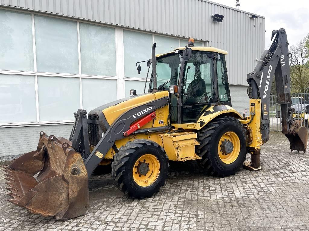 Volvo BL71 バックホーローダー
