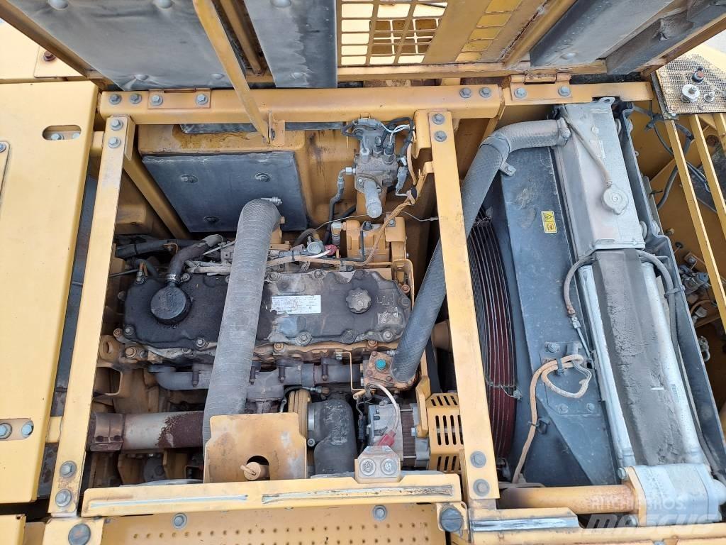 CAT 328 D LCR 大型油圧ショベル12t以上（パワーショベル・ユンボ）