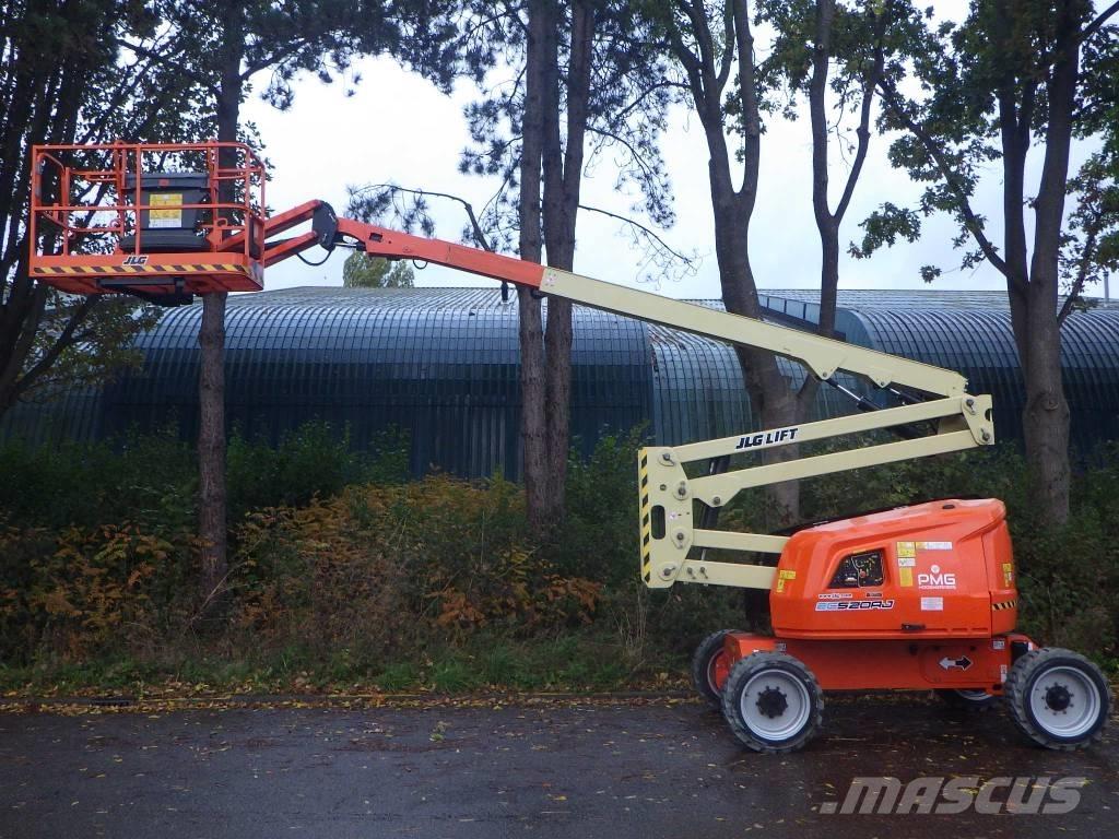 JLG EC520AJ ブームリフト　屈伸型
