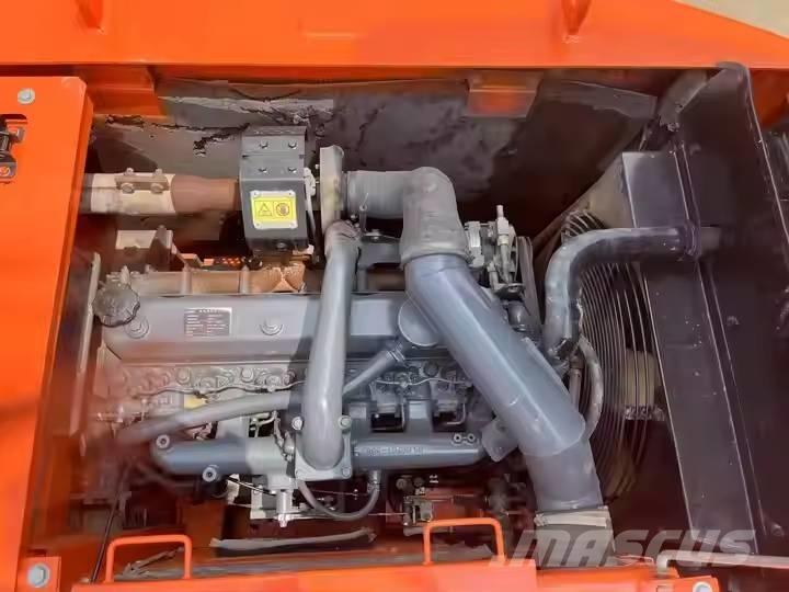 Doosan DH150W-7 ホイール式油圧ショベル（パワーショベル・ユンボ・バックホー）