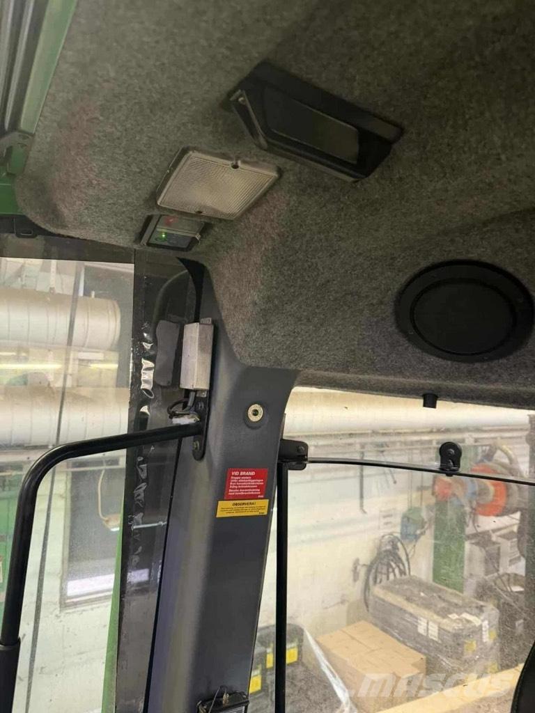 John Deere 1910E フォワーダー