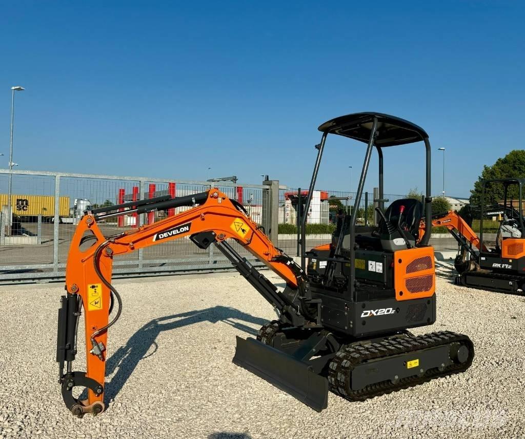 Doosan DX 20 Z-7 ミニ油圧ショベル 7t以下（ミニユンボ・ミニディガー）
