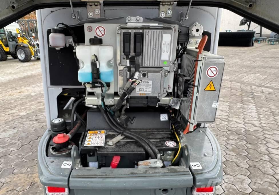 Wacker Neuson WL20e ホイールローダー・タイヤショベル