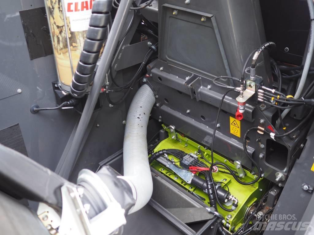 CLAAS Jaguar 860 4WD 自走式フォレージハーベスター