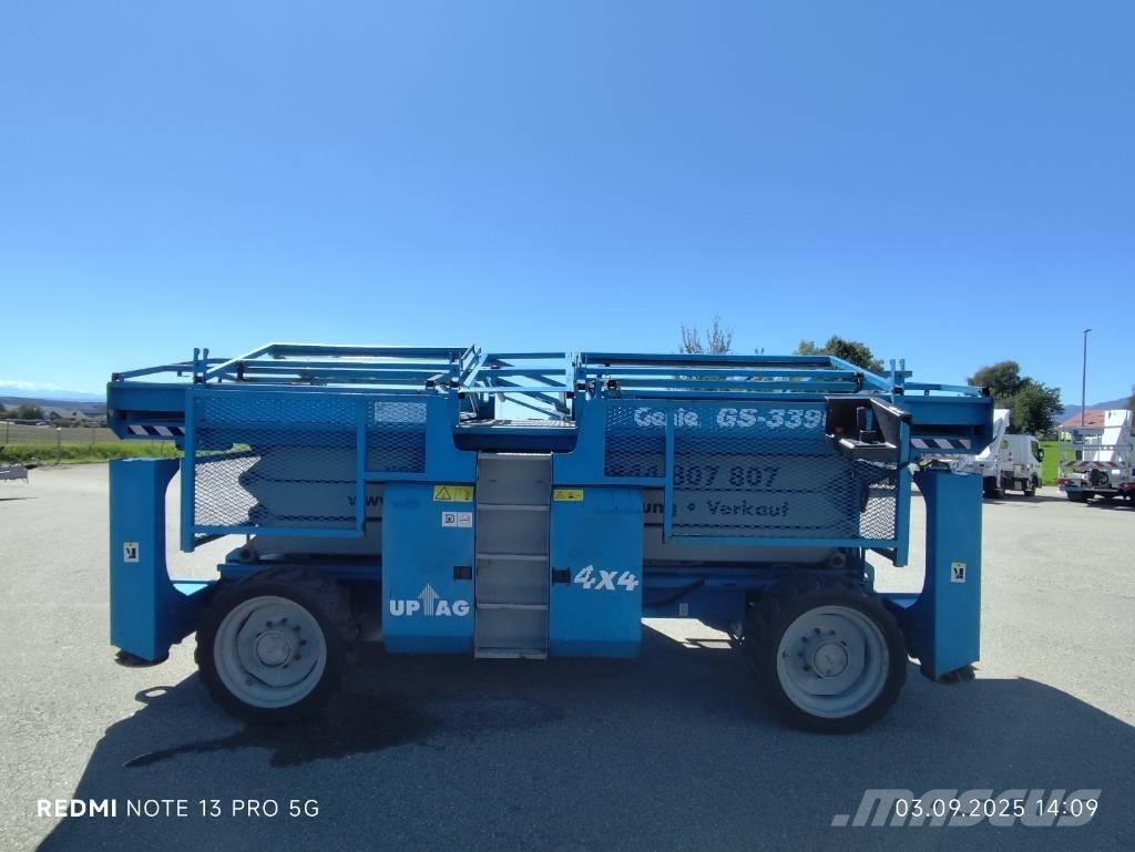 Genie GS 3390 RT シザースリフト