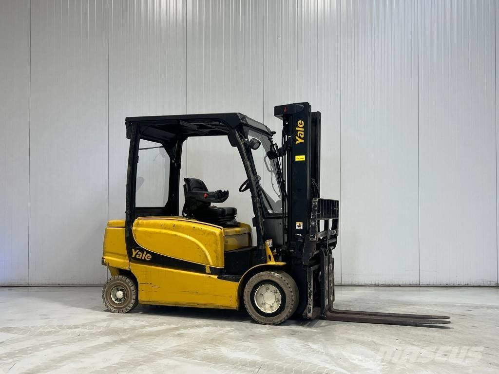 Yale ERP35VL バッテリーフォークリフト