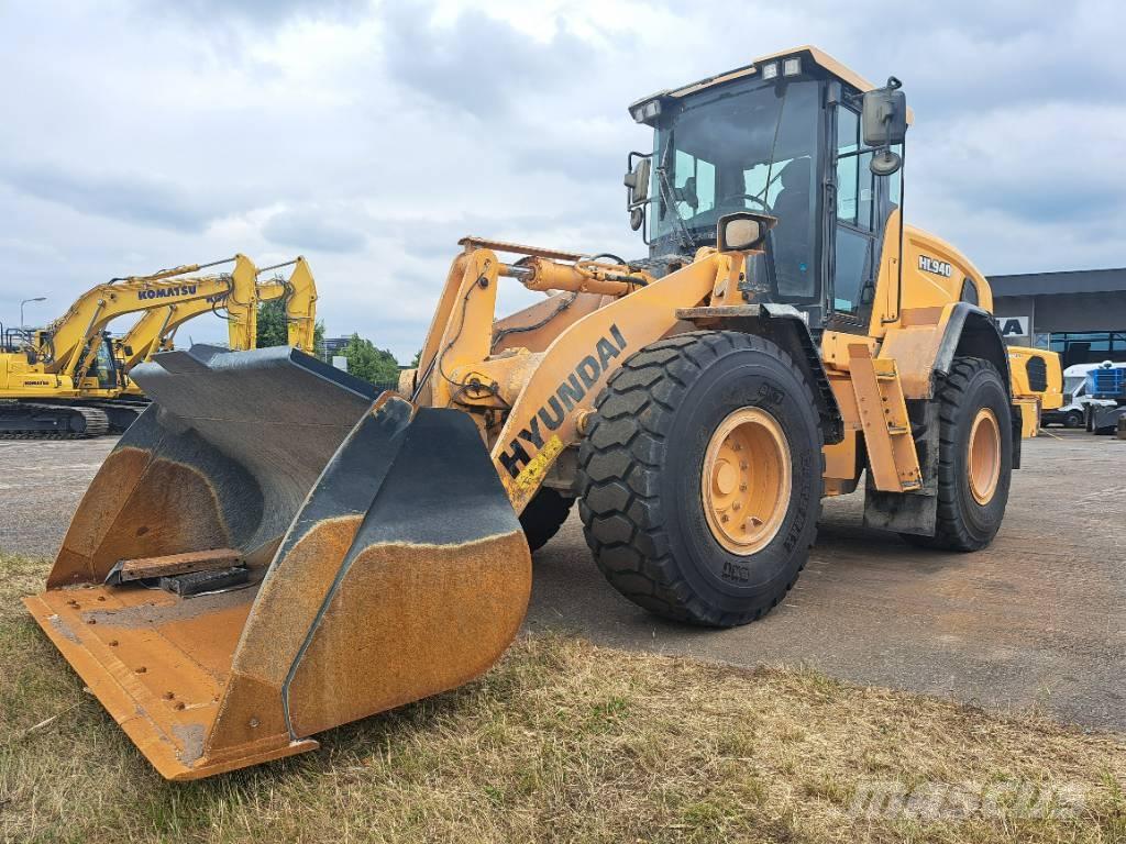 Hyundai HL940 ホイールローダー・タイヤショベル