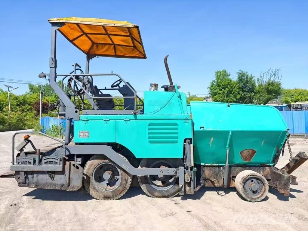 XCMG RP 453 L アスファルトフィニッシャ