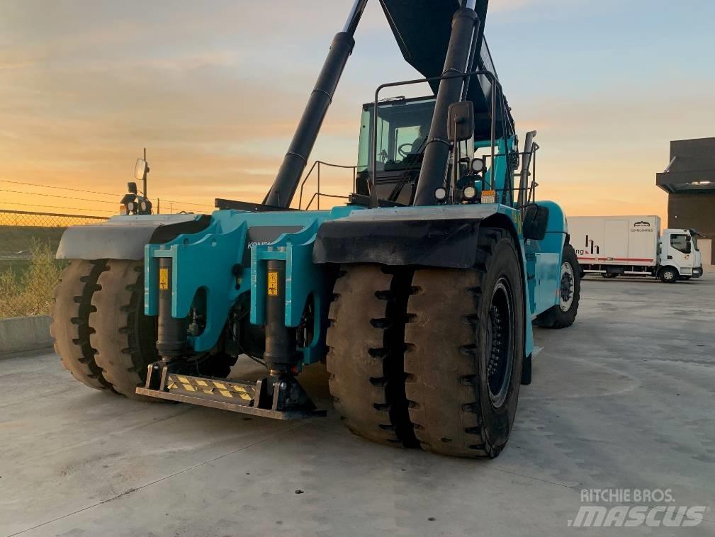 Konecranes 4538 CCX4 リーチスタッカー