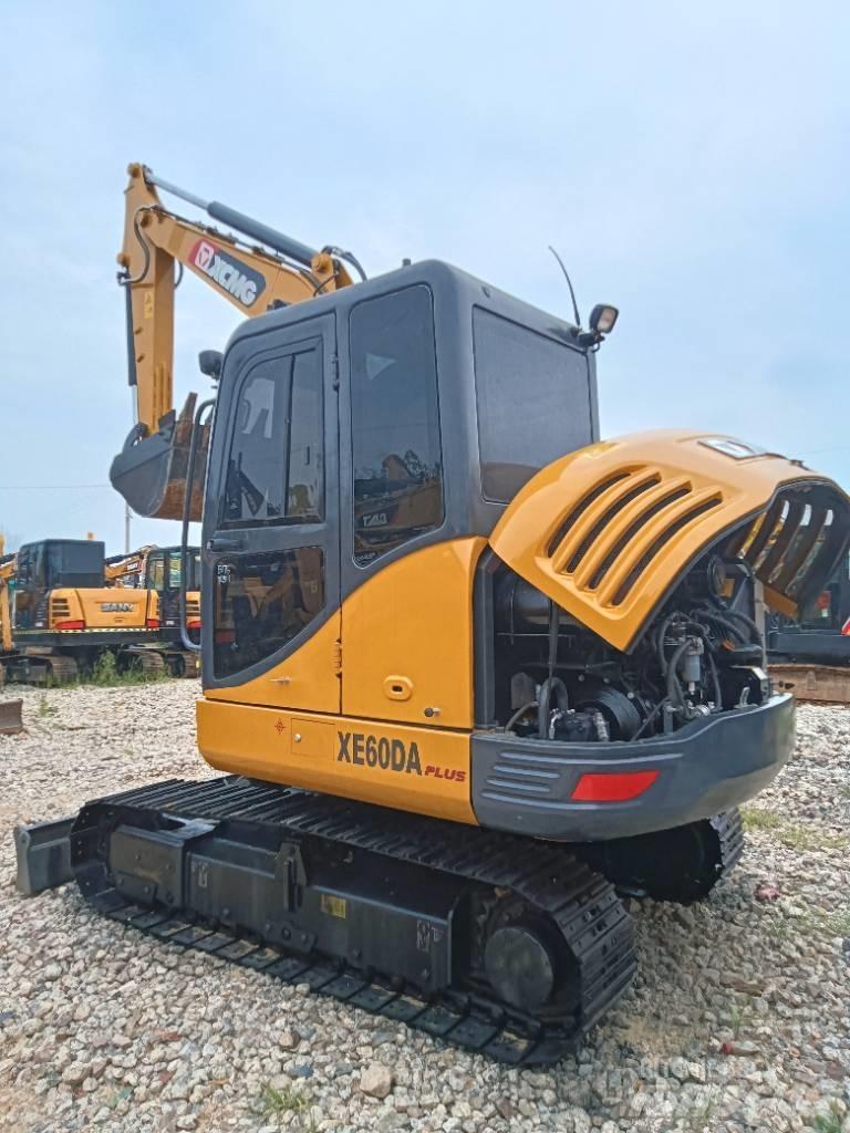 XCMG XE 60 DA ミニ油圧ショベル 7t以下（ミニユンボ・ミニディガー）