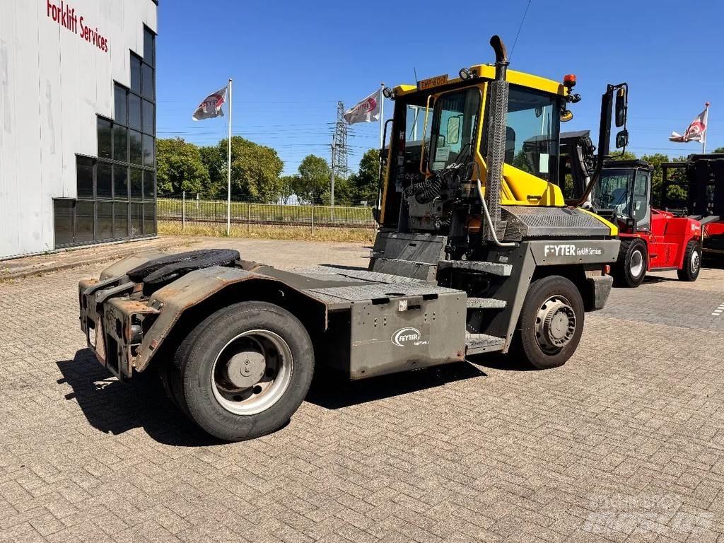 Terberg RT 223 ターミナルトラクター