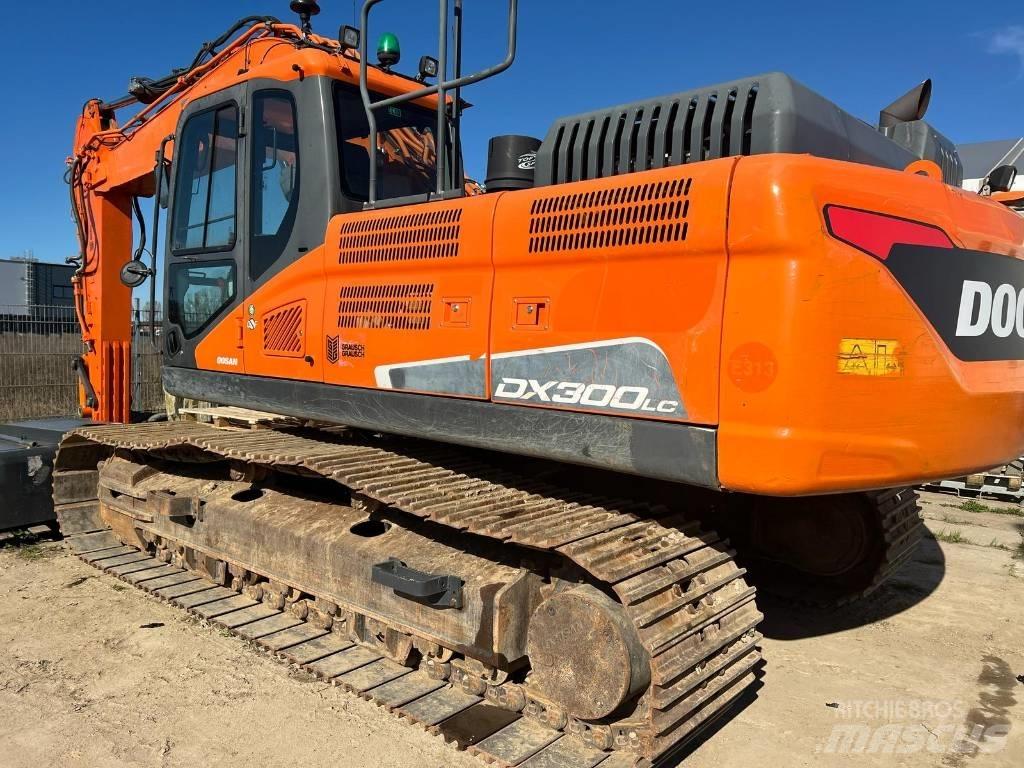 Doosan DX 300 LC-5 大型油圧ショベル12t以上（パワーショベル・ユンボ）