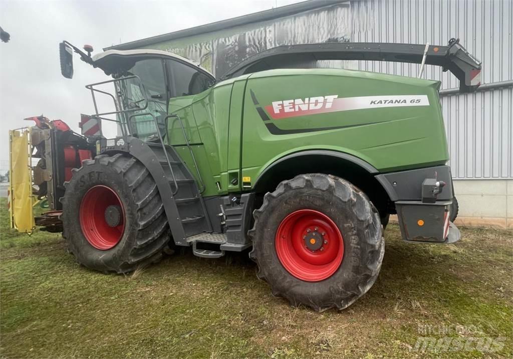 Fendt Katana 65 自走式フォレージハーベスター