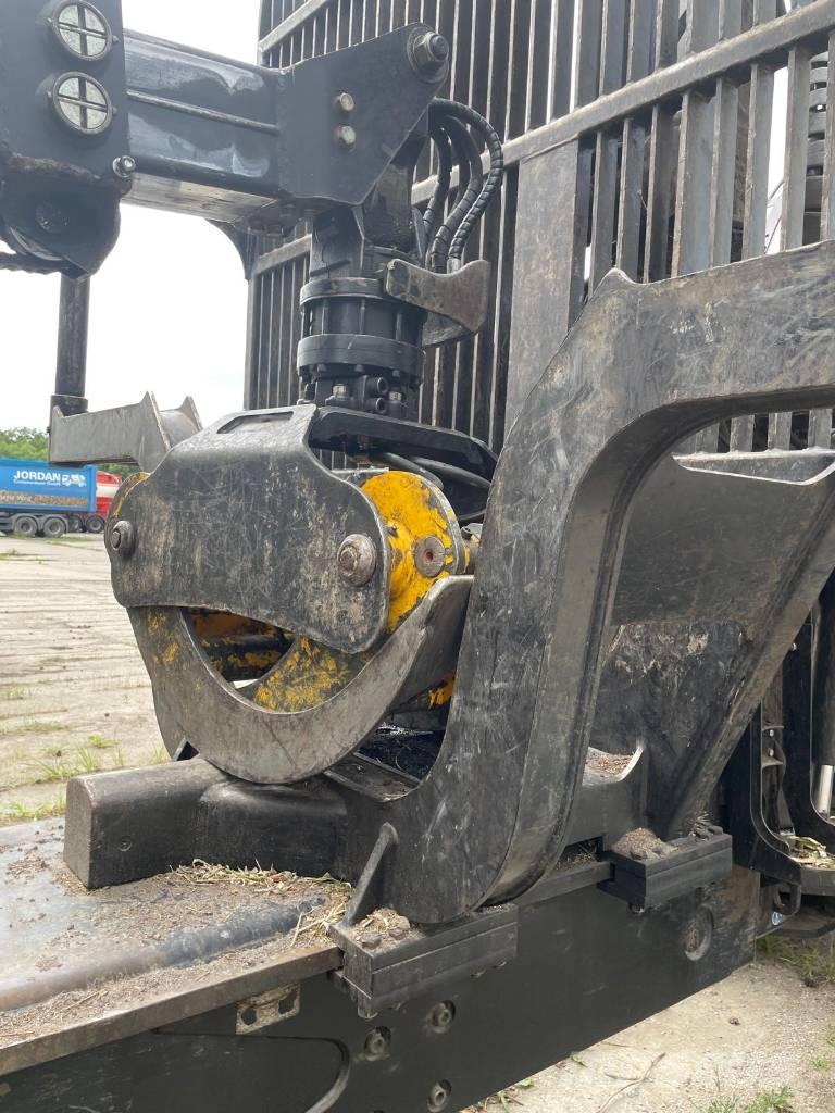 Logset 8F フォワーダー