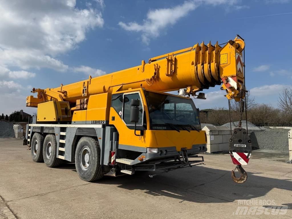 Liebherr LTM1055/1 オールテレーンクレーン