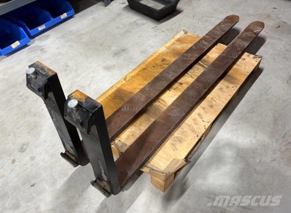 Toyota Fourches フォーク