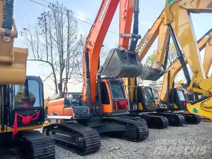 Doosan DH300 大型油圧ショベル12t以上（パワーショベル・ユンボ）