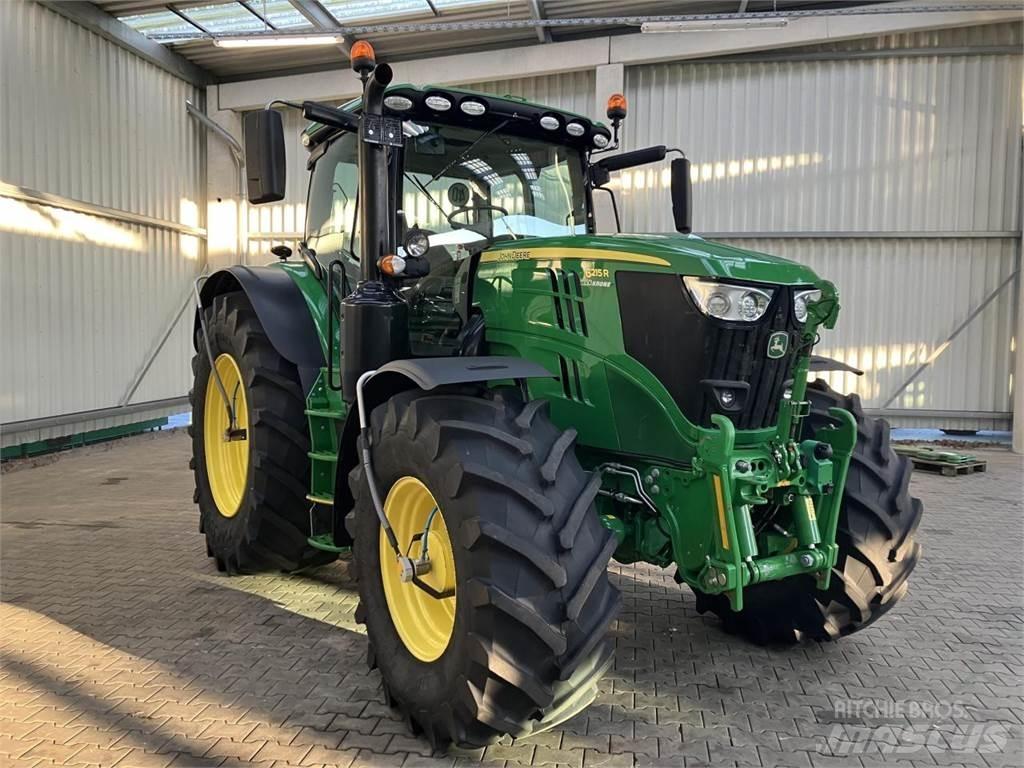 John Deere 6215R トラクター
