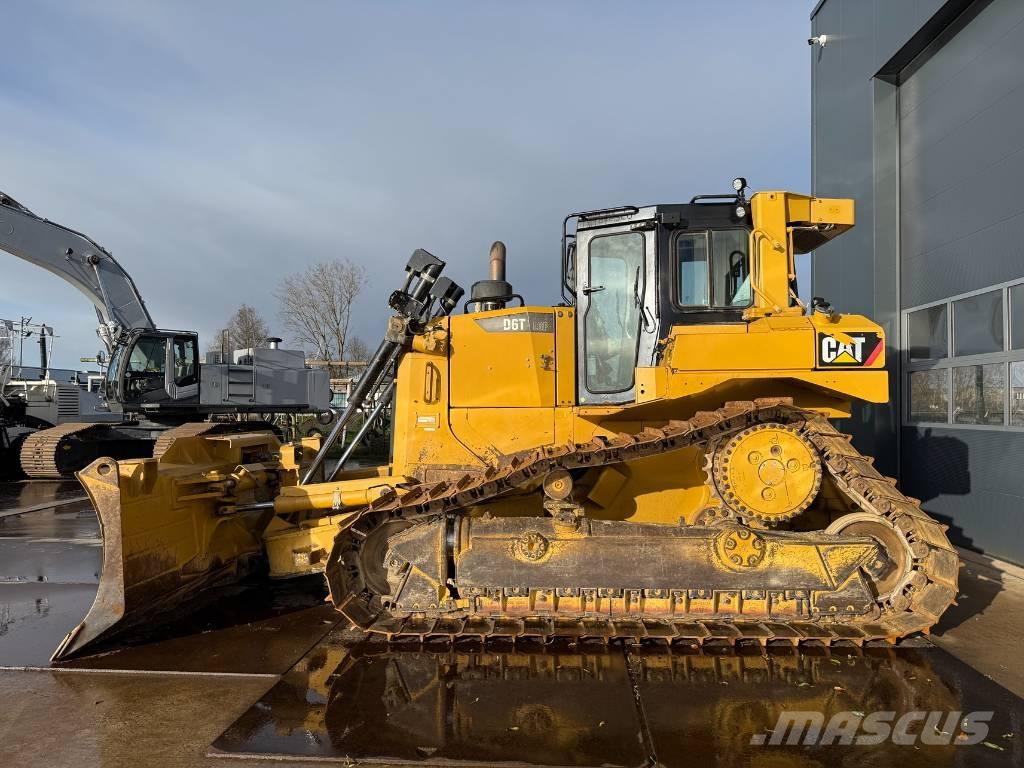 CAT D 6 T LGP ブルドーザー