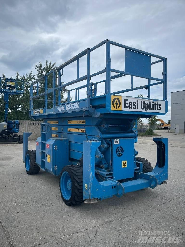 Genie GS 5390 RT シザースリフト