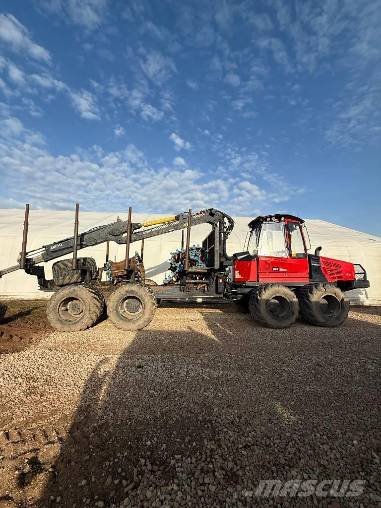 Komatsu 865 フォワーダー
