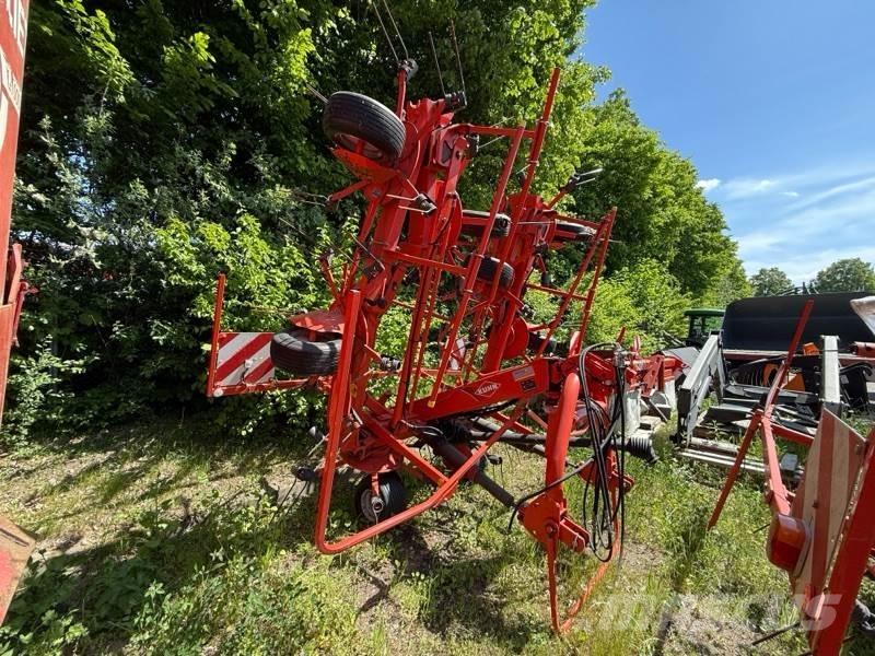 Kuhn GF8702 農業機械 -　その他