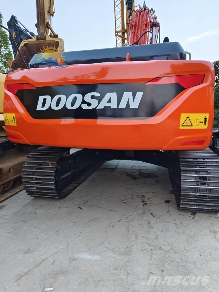 Doosan DX 300 LC 大型油圧ショベル12t以上（パワーショベル・ユンボ）