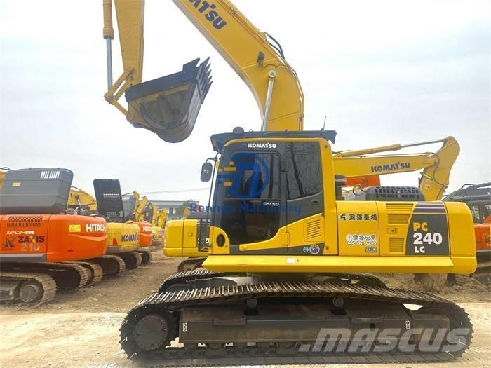 Komatsu PC 240 -8 大型油圧ショベル12t以上（パワーショベル・ユンボ）