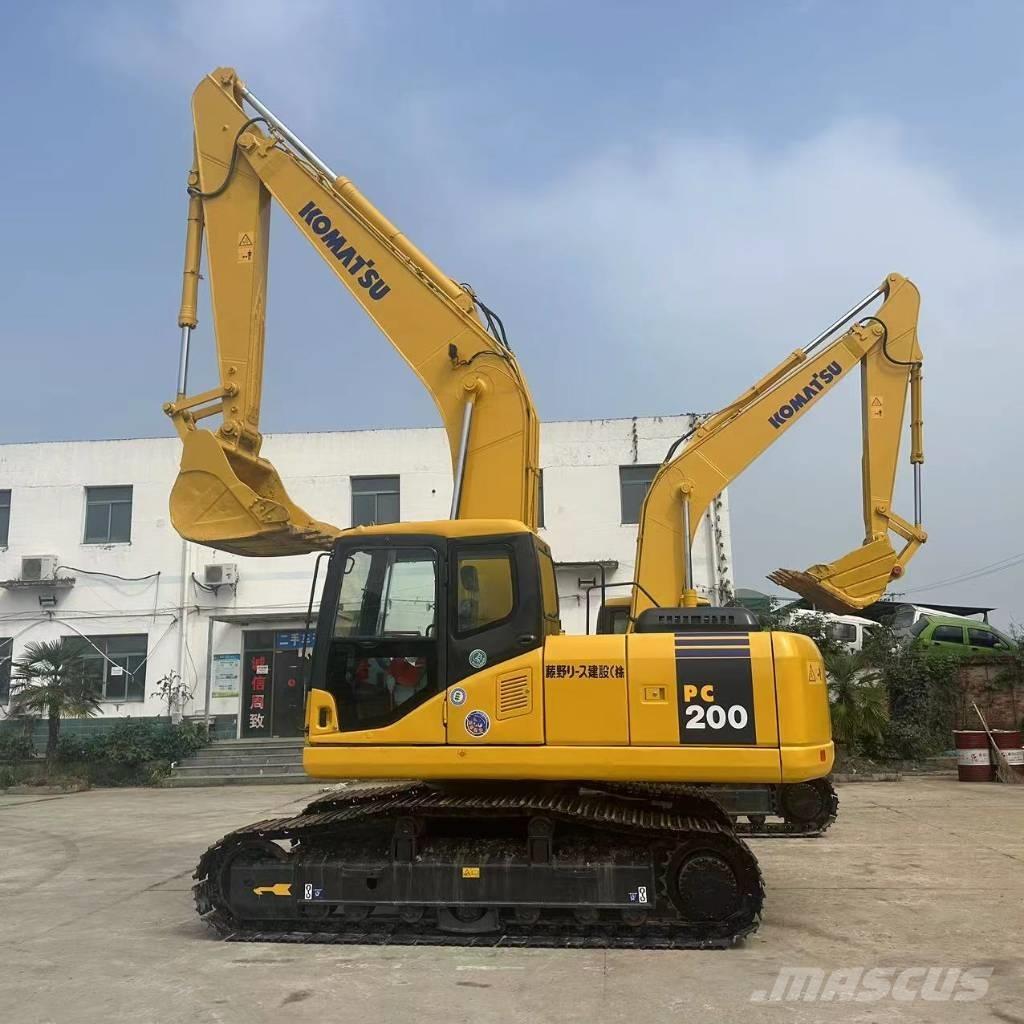 Komatsu PC 200-7 大型油圧ショベル12t以上（パワーショベル・ユンボ）