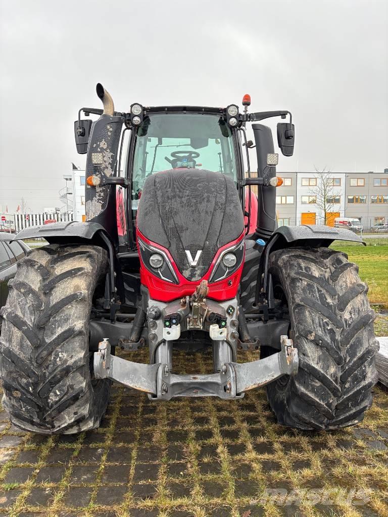 Valtra T 234 A トラクター