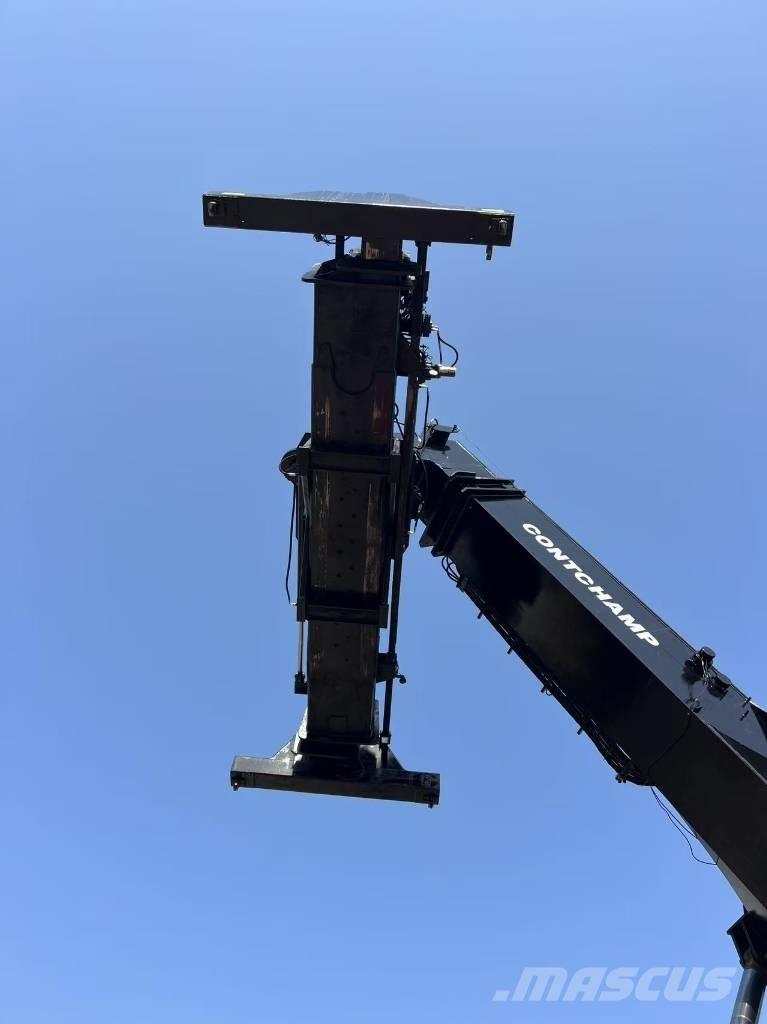 Kalmar DRF 450-60 リーチスタッカー