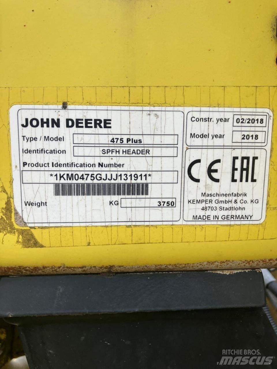 John Deere 8500 自走式フォレージハーベスター