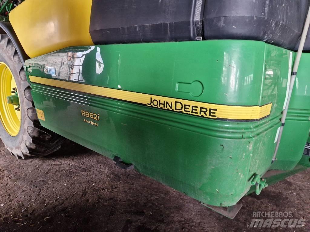John Deere R 962 i 牽引型スプレイヤー