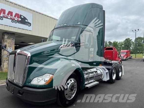 Kenworth T680 中古トラクターヘッド | トレーラーヘッド