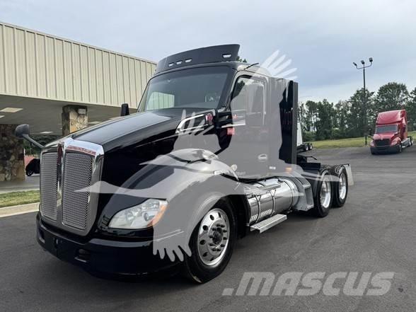 Kenworth T680 中古トラクターヘッド | トレーラーヘッド