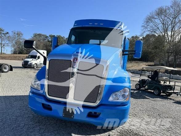Kenworth T680 中古トラクターヘッド | トレーラーヘッド